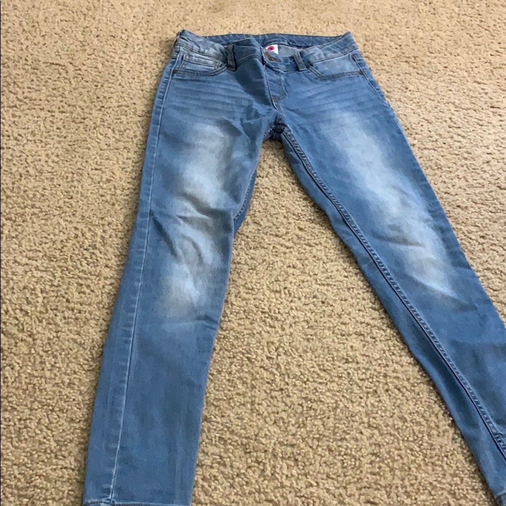 light wash jeans